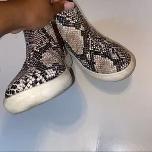 Harlan Snakeskin Coconuts By Matisse Harlan Leopard Coconuts